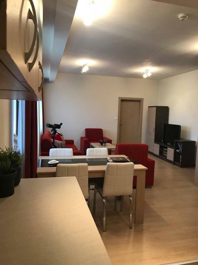 Apartmany Sabai Dee Stara Lesna Ngoại thất bức ảnh